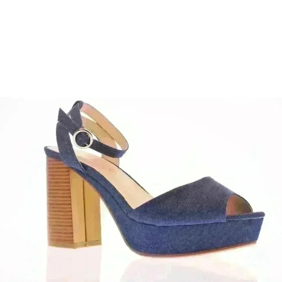 NIB Truffle Collection Women's Blue Billie Jean Platform 2 Part Sandal Sz 6.5 US - Picture 1 of 6